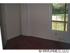 365 Lytle Cove Road Swannanoa, NC 28778 - Photo 5 of 12 Gallery Image 5