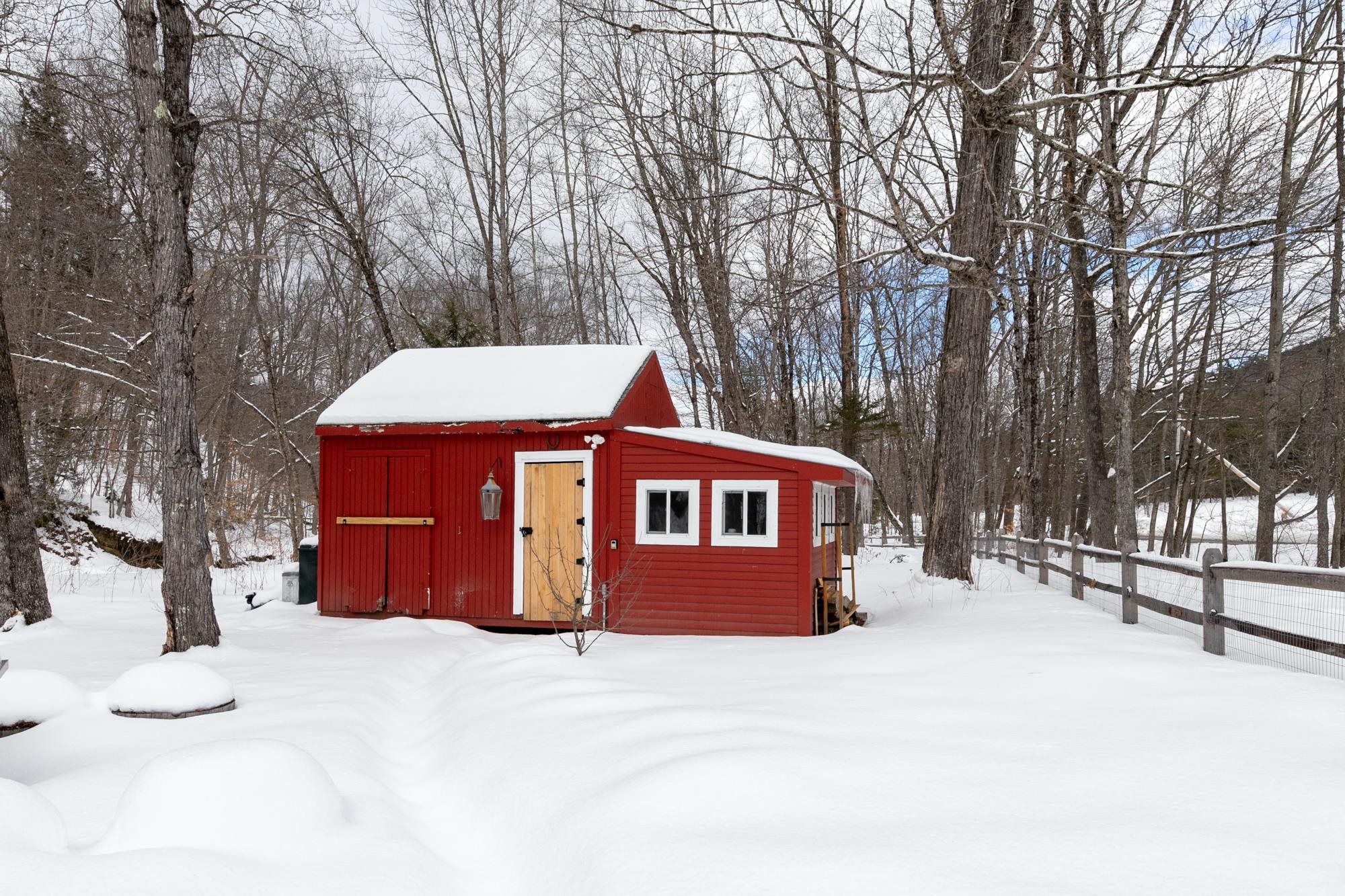 1528 Townshend Road Grafton, VT 05146 - Photo 15 of 23