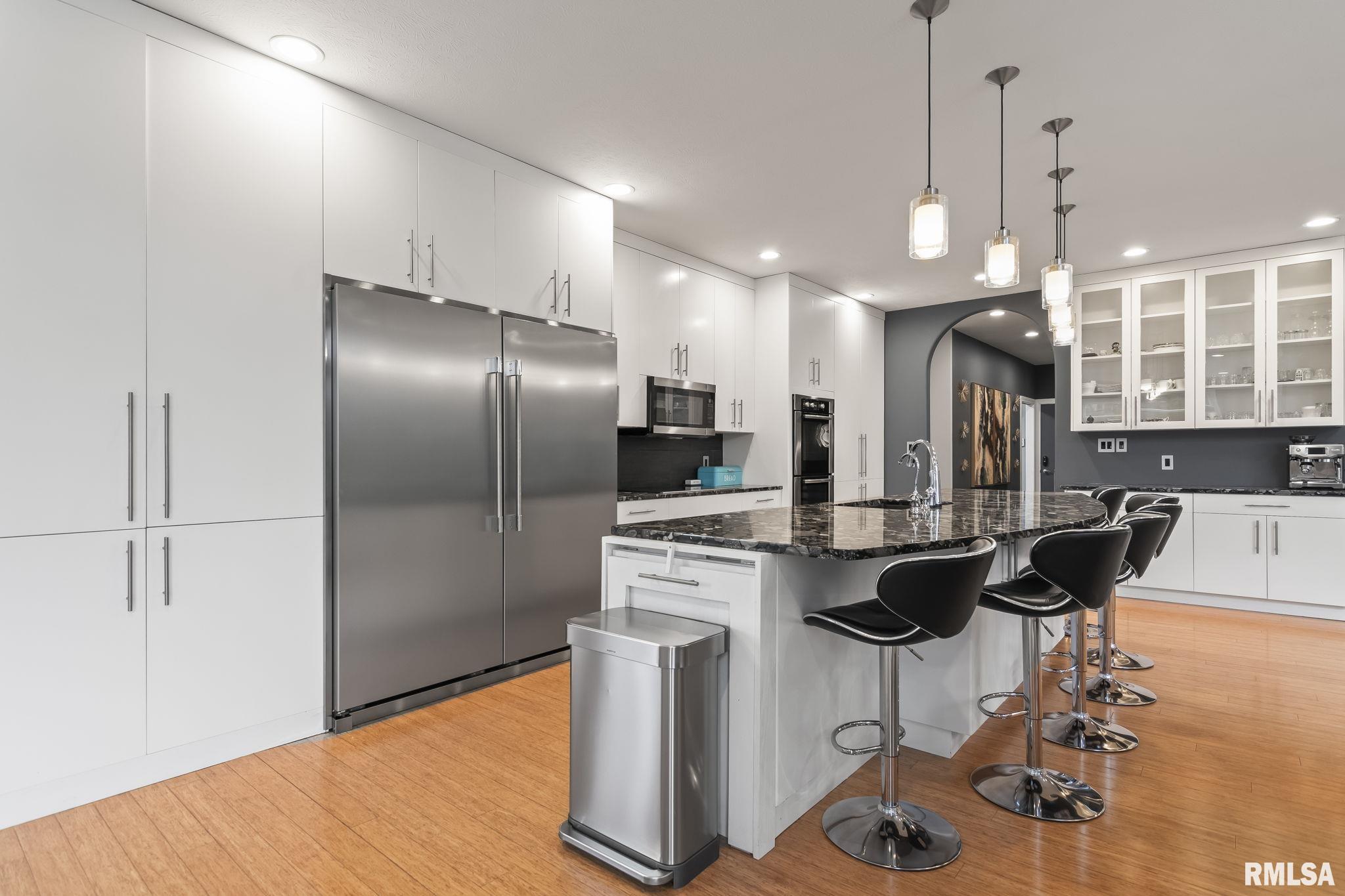 1604 Cressa Court Springfield, IL 62704 - Photo 22 of 81