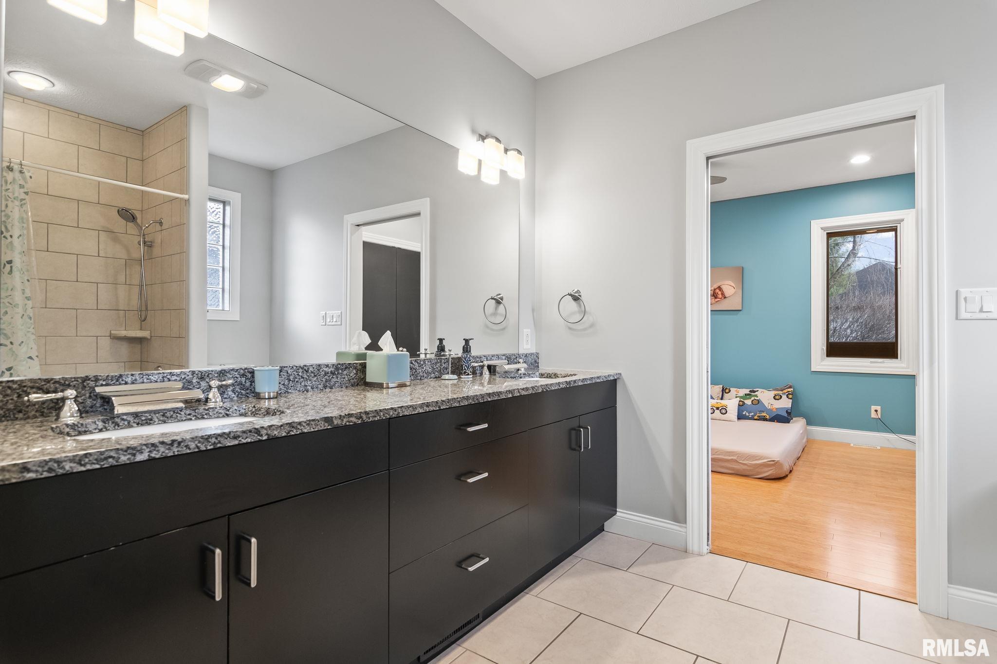 1604 Cressa Court Springfield, IL 62704 - Photo 39 of 81