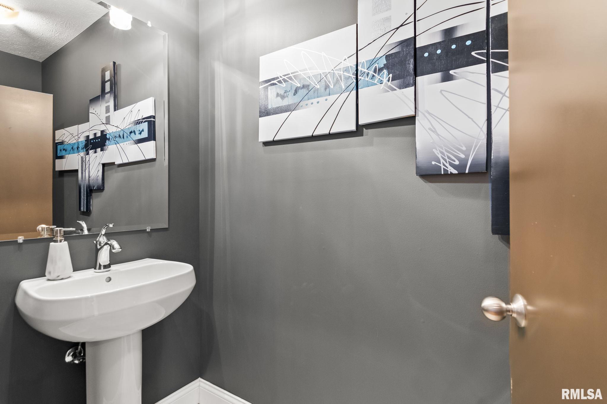 1604 Cressa Court Springfield, IL 62704 - Photo 45 of 81