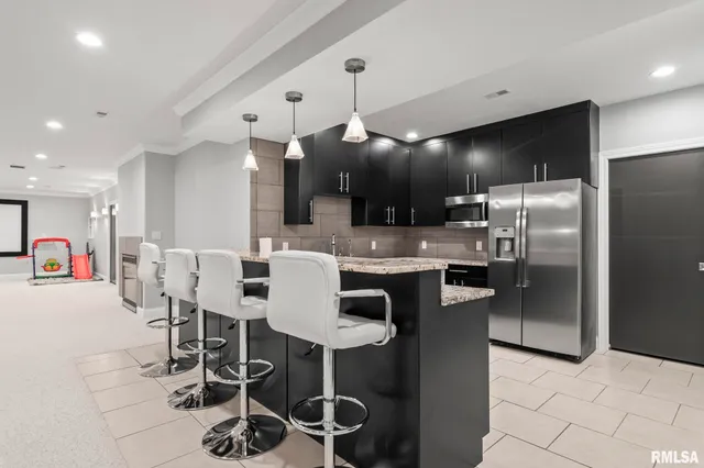 $849,900 | 1604 Cressa Court, Springfield, IL 62704