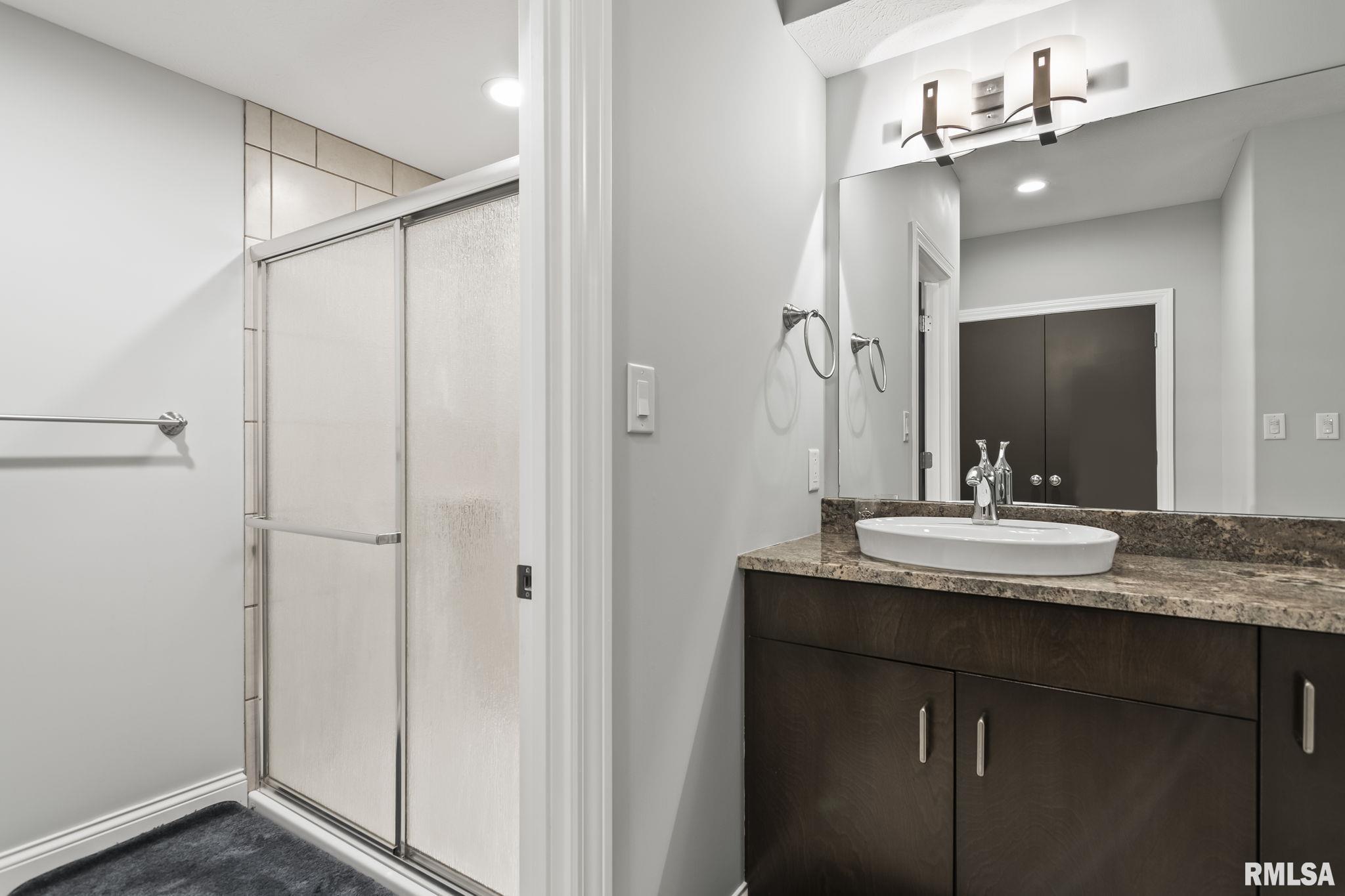 1604 Cressa Court Springfield, IL 62704 - Photo 64 of 81