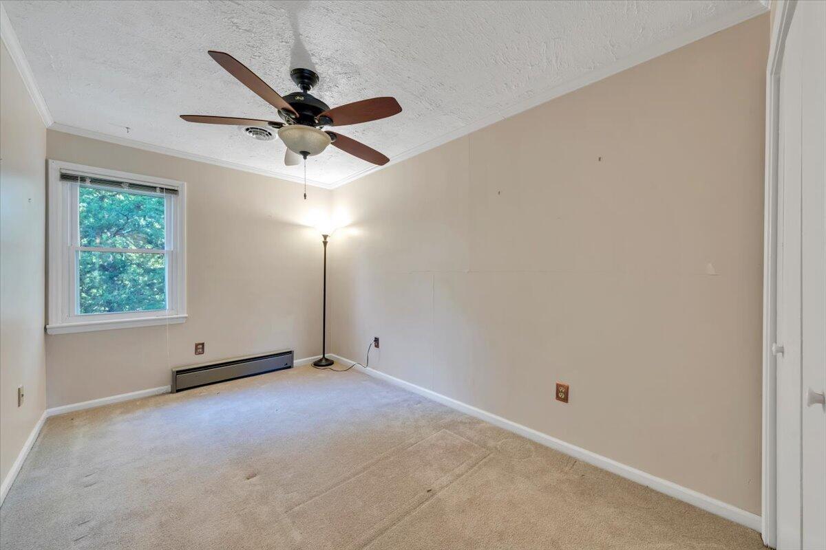 581 Idle Acres Road Fincastle, VA 24090 - Photo 36 of 95 068-MIB03669