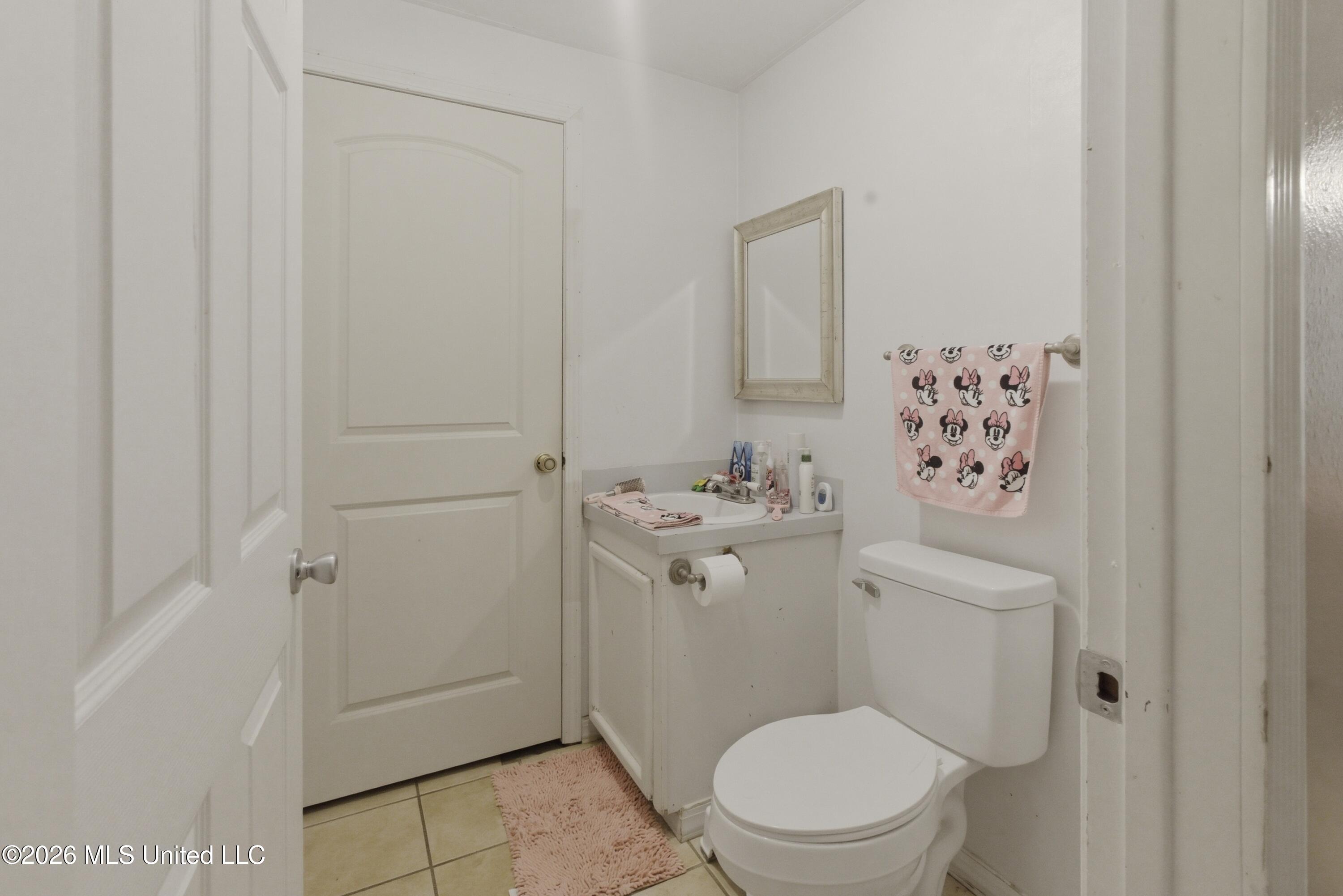1152 Robb Street, Unit E Summit, MS 39666 - Photo 14 of 42 12_903a2696