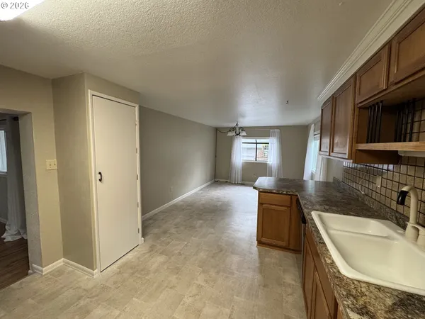 $240,000 | 1600 Rhododendron Drive, Unit 218, Florence, OR 97439