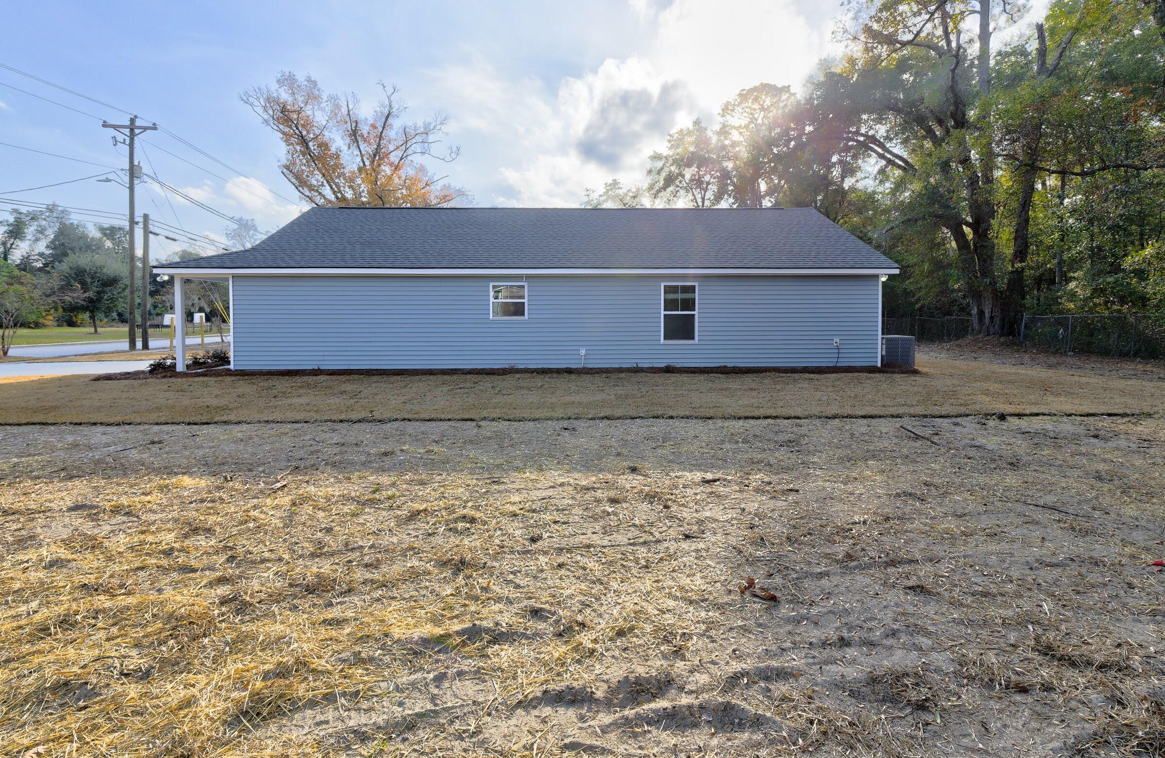 913 North Lemacks Street Walterboro, SC 29488 - Photo 11 of 41 _MG_3601_DxO_2_DxO_3_DxO_Nik_DxO