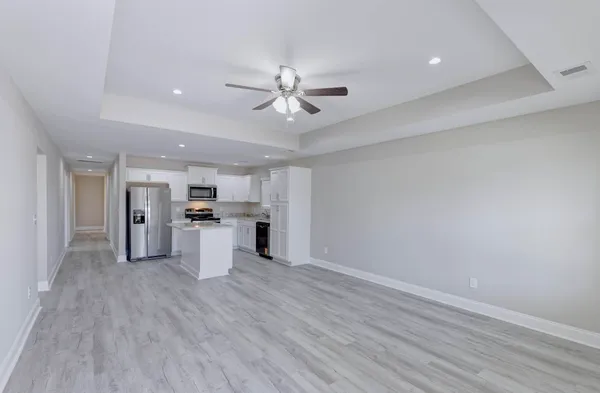 $2,200 | 913 North Lemacks Street, Walterboro, SC 29488