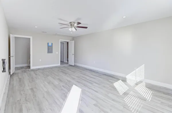 $2,200 | 913 North Lemacks Street, Walterboro, SC 29488