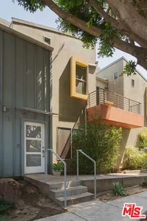 $1,385,000 | 1803 16th Street, Unit B, Santa Monica, CA 90404
