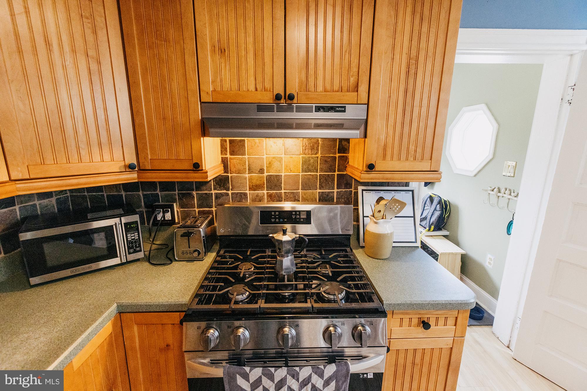 429 Maple Street Jenkintown, PA 19046 - Photo 12 of 46