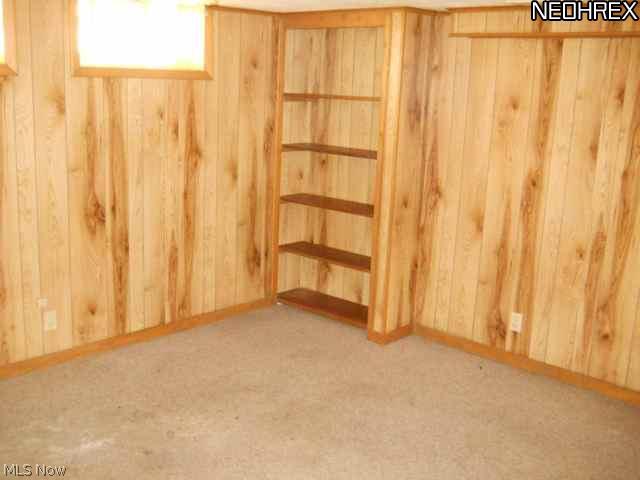 1019 Argonne Road Cleveland, OH 44121 - Photo 8 of 10