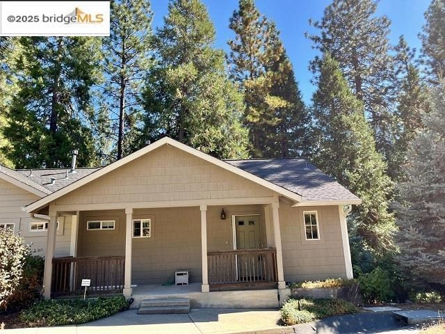 311 Fairway Drive Murphys, CA 95247 - Photo 3 of 15 a front view of a house with a yard
