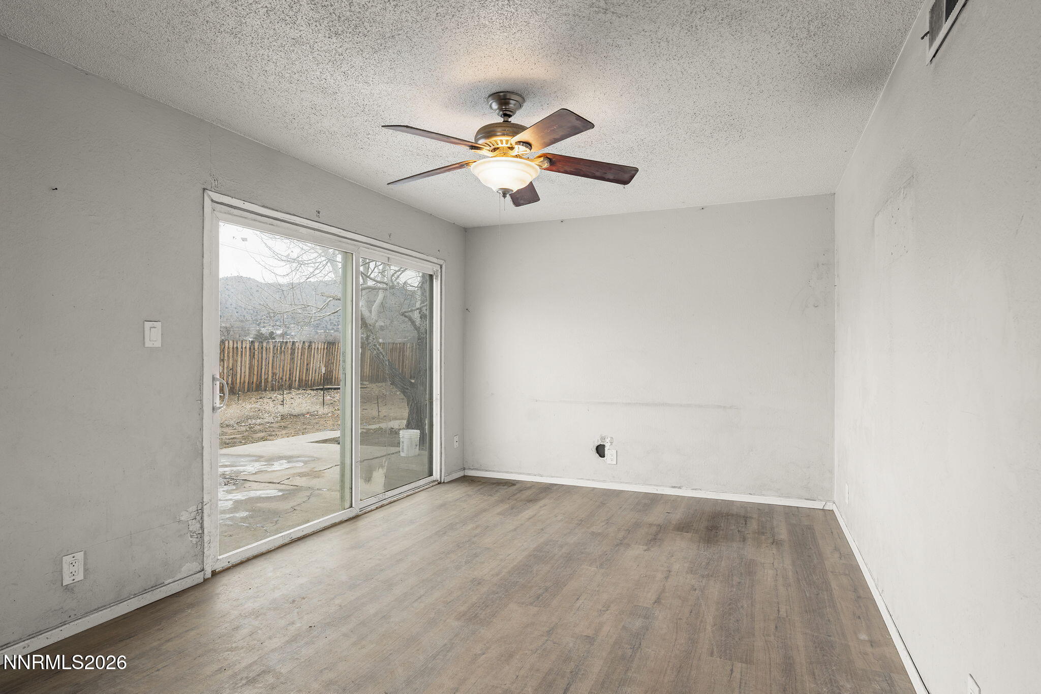 11595 Deodar Way Reno, NV 89506 - Photo 8 of 22 8-web-or-mls-_DSC4371