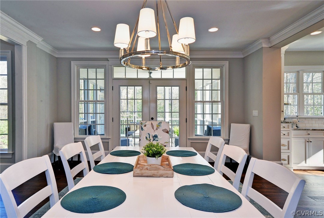 3419 Westport Williamsburg, VA 23188 - Photo 12 of 50 a living room with furniture and a large window