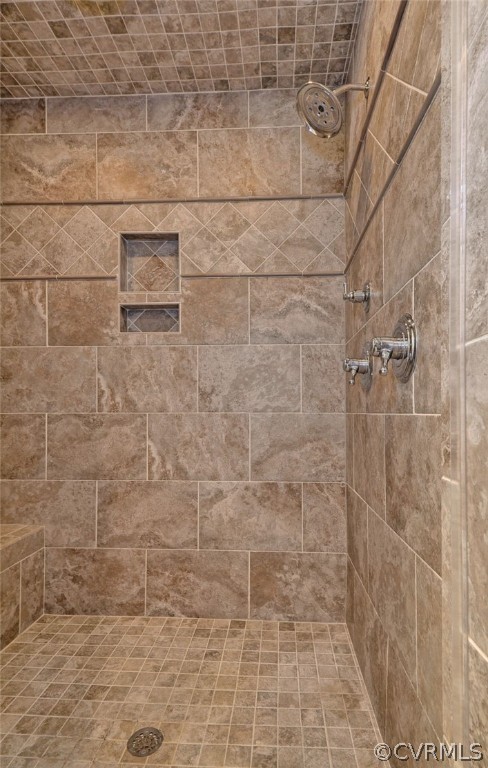 3419 Westport Williamsburg, VA 23188 - Photo 28 of 50 a bathroom with a shower