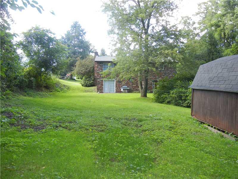 1006 Government Road Irwin, PA 15642 - Photo 3 of 20 Exterior Back.