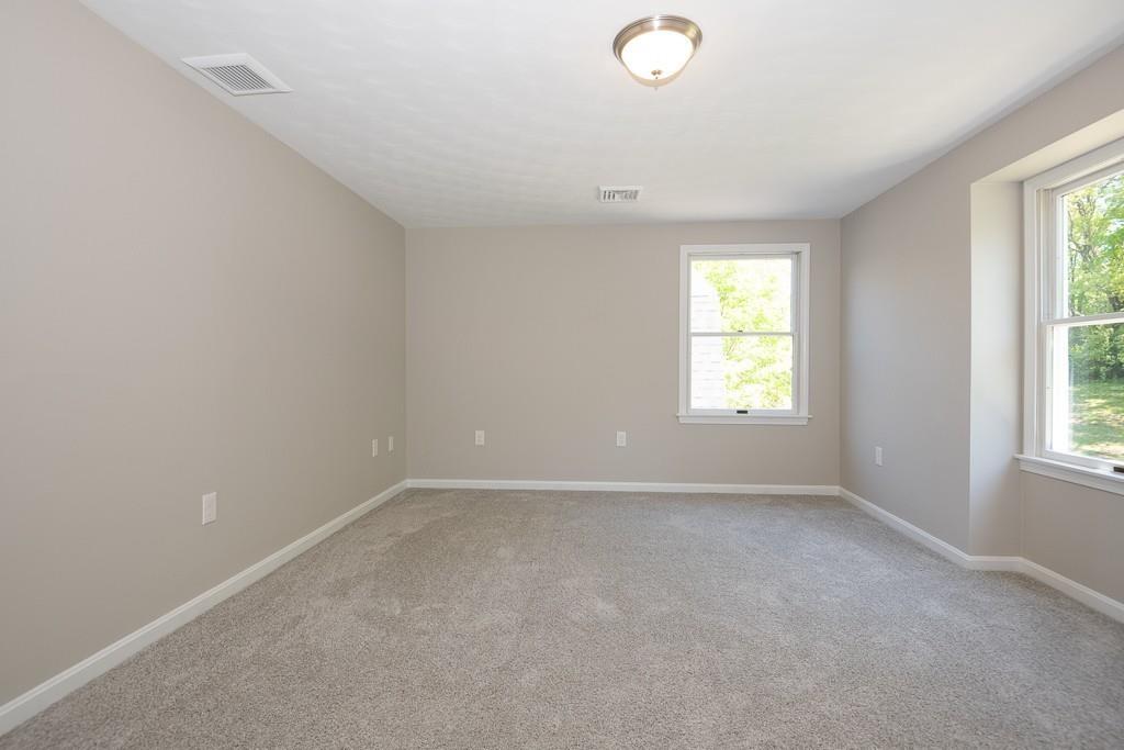 25 Burbank Road Sutton, MA 01590 - Photo 16 of 35