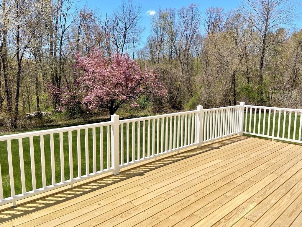 25 Burbank Road Sutton, MA 01590 - Photo 32 of 35