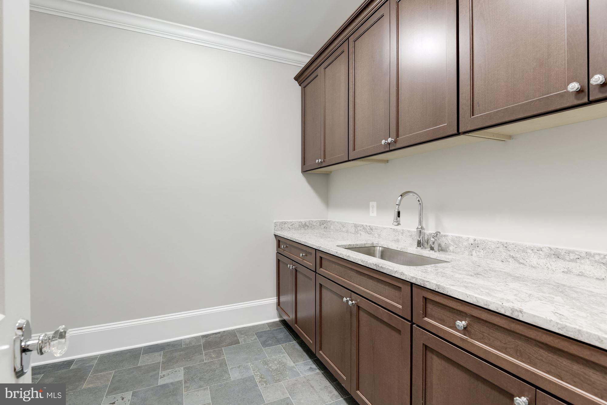 7112 Benjamin Street McLean, VA 22101 - Photo 25 of 32