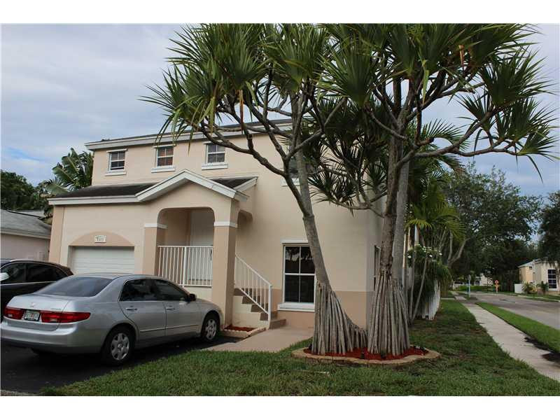7111 Southwest 41st Place Davie, FL 33314 - Photo 1 of 13 Exterior Front