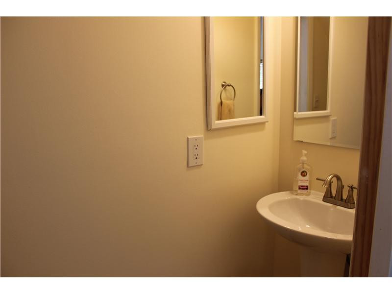 7111 Southwest 41st Place Davie, FL 33314 - Photo 10 of 13 Bathroom