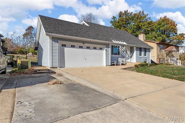 $282,700 | 32 Fawn Meadows Drive, Eureka, MO 63025