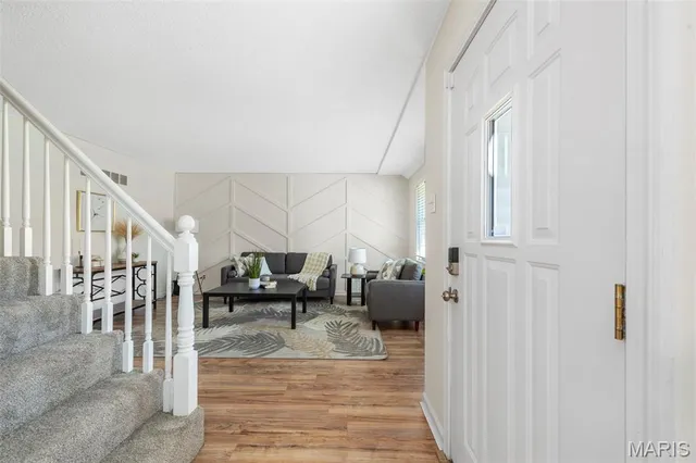 $282,700 | 32 Fawn Meadows Drive, Eureka, MO 63025