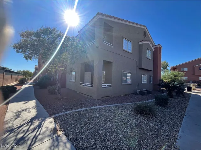 $1,050 | 4730 East Craig Road, Unit 2017, Las Vegas, NV 89115