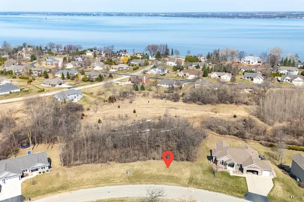 $124,900 | Stonegate Drive, Unit 87, Oshkosh, WI 54904