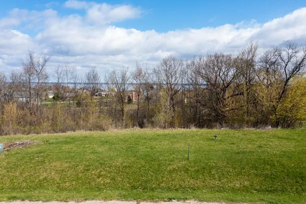 $124,900 | Stonegate Drive, Unit 87, Oshkosh, WI 54904