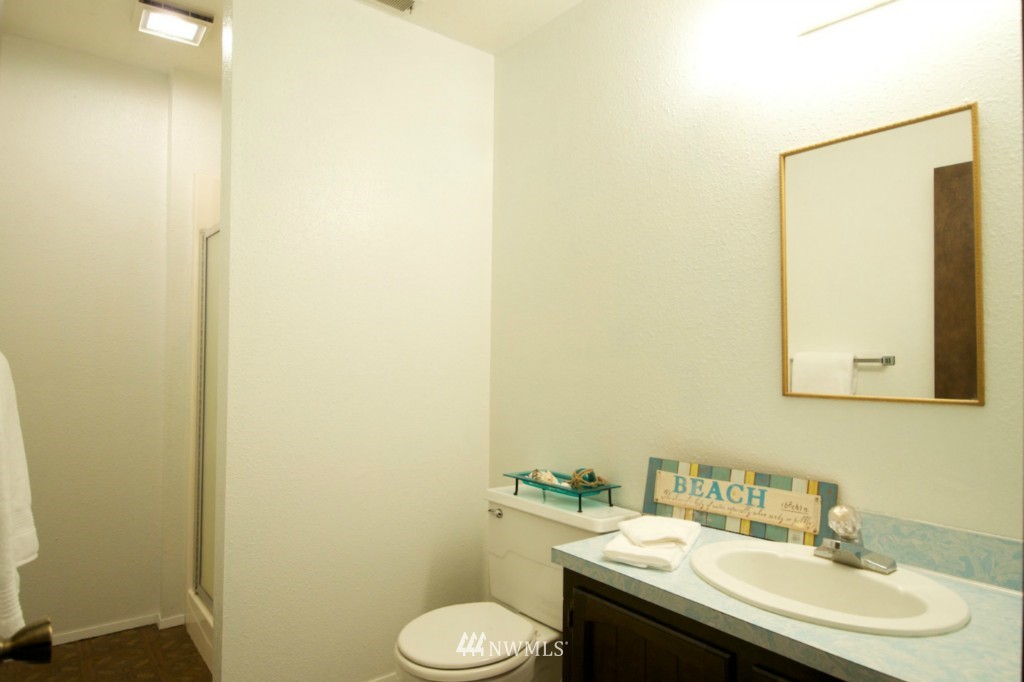 1217 Bonnie View Acres Road Oak Harbor, WA 98277 - Photo 15 of 25 Gallery Image 15
