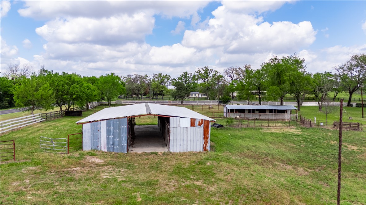 10084 Fm 831 Buffalo, TX 75831 - Photo 46 of 50