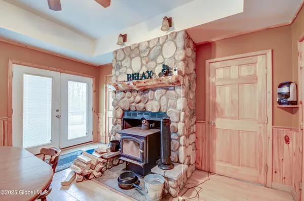 $299,000 | 131 Old Page Hill Road, Lake Pleasant, NY 12164