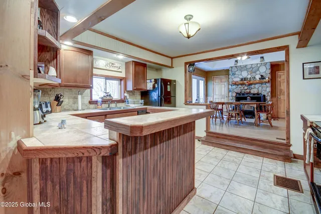 $299,000 | 131 Old Page Hill Road, Lake Pleasant, NY 12164