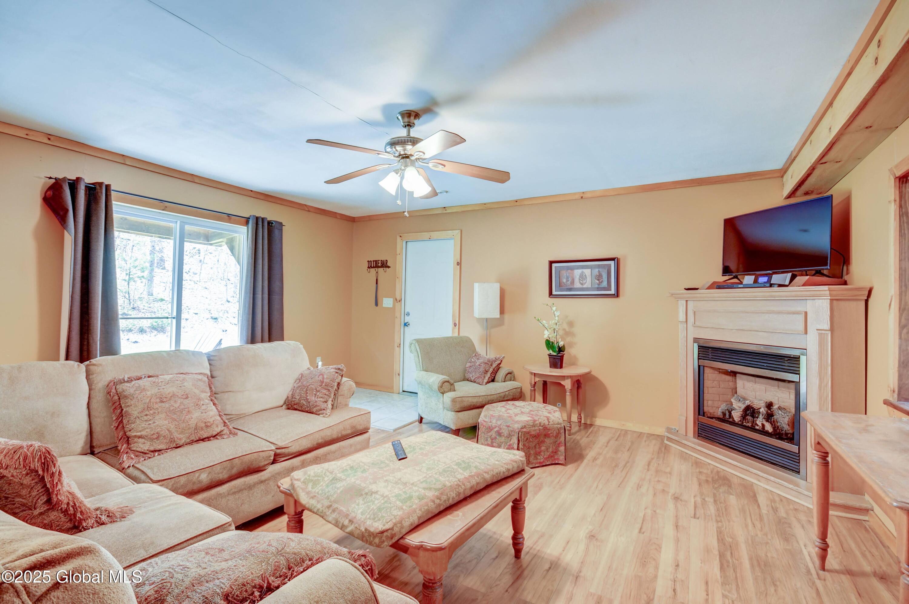 131 Old Page Hill Road Lake Pleasant, NY 12164 - Photo 17 of 48 131 Old Page Hill Rd-25