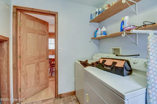 $299,000 | 131 Old Page Hill Road, Lake Pleasant, NY 12164