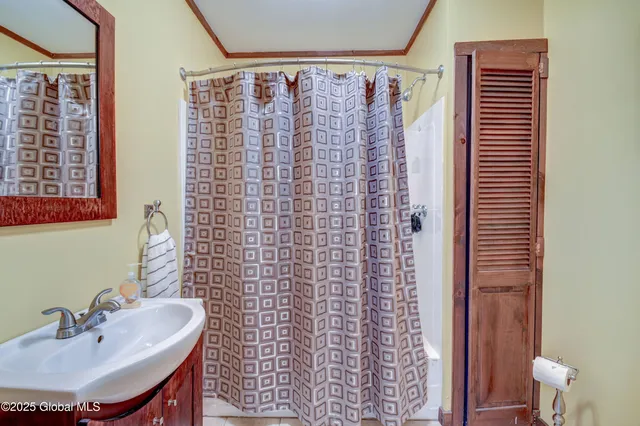 $299,000 | 131 Old Page Hill Road, Lake Pleasant, NY 12164