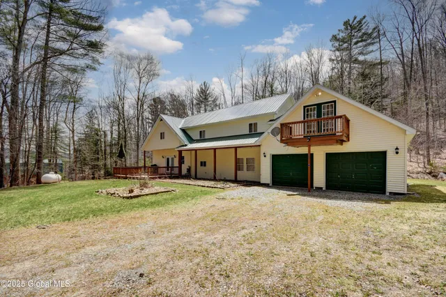 $299,000 | 131 Old Page Hill Road, Lake Pleasant, NY 12164