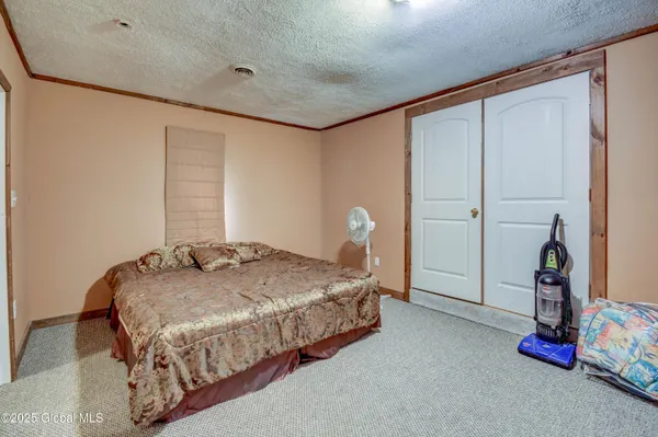 $299,000 | 131 Old Page Hill Road, Lake Pleasant, NY 12164