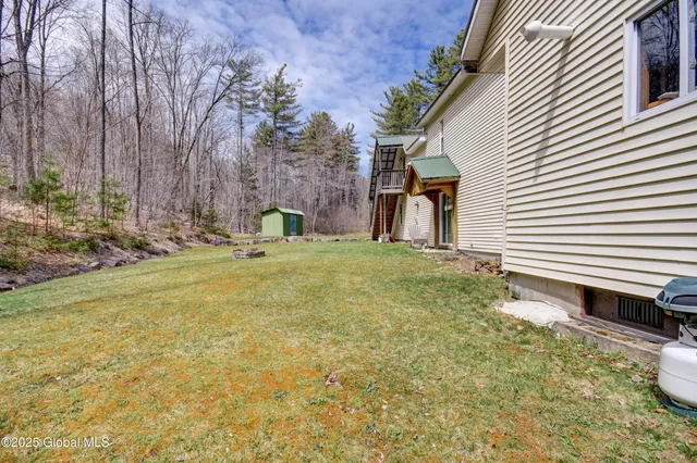 $299,000 | 131 Old Page Hill Road, Lake Pleasant, NY 12164