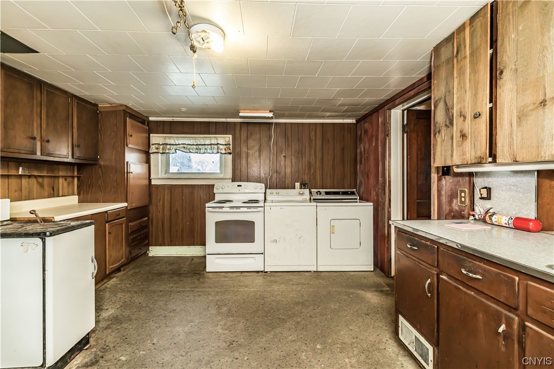 6868 Towpath Road DeWitt, NY 13214 - Photo 13 of 30