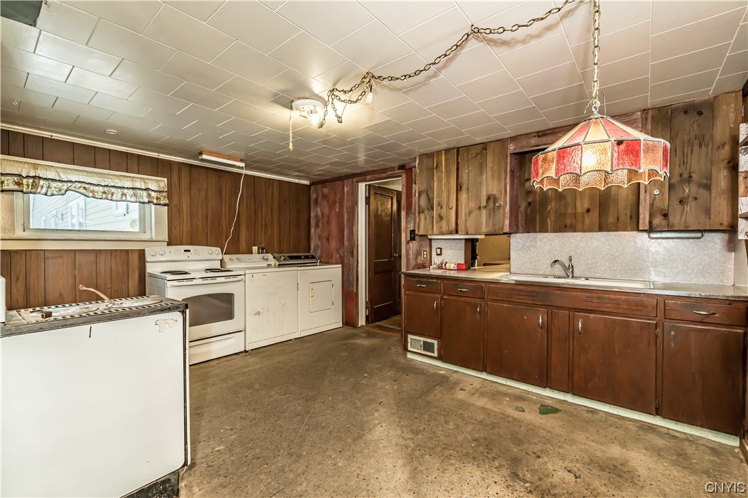 6868 Towpath Road DeWitt, NY 13214 - Photo 14 of 30