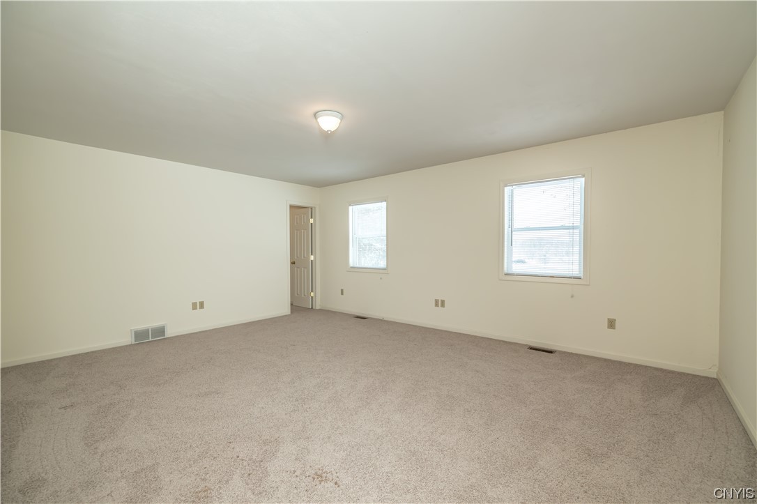 6868 Towpath Road DeWitt, NY 13214 - Photo 26 of 30