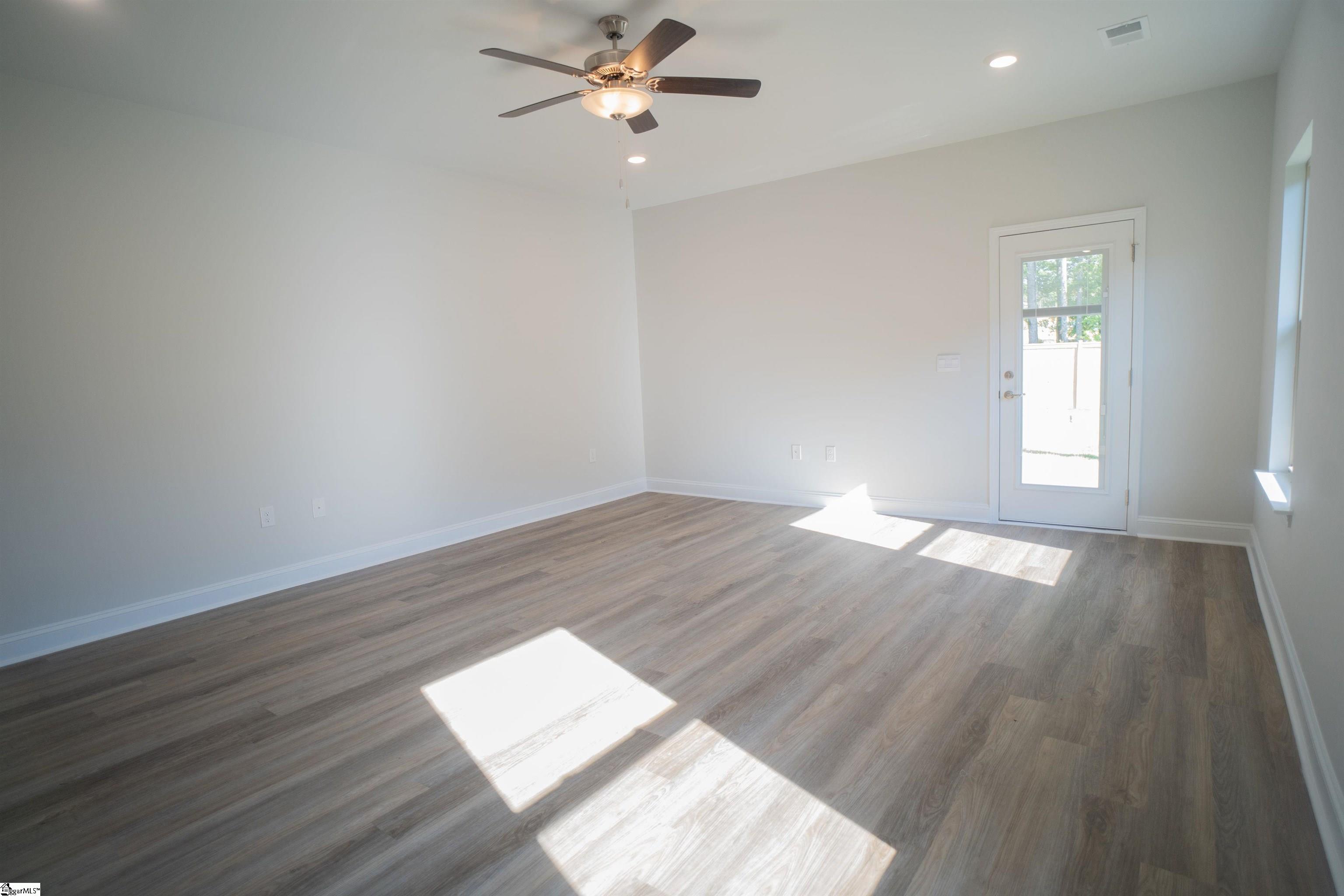 8 Red Holw Road Simpsonville, SC 29681 - Photo 14 of 27 Gallery Image 14