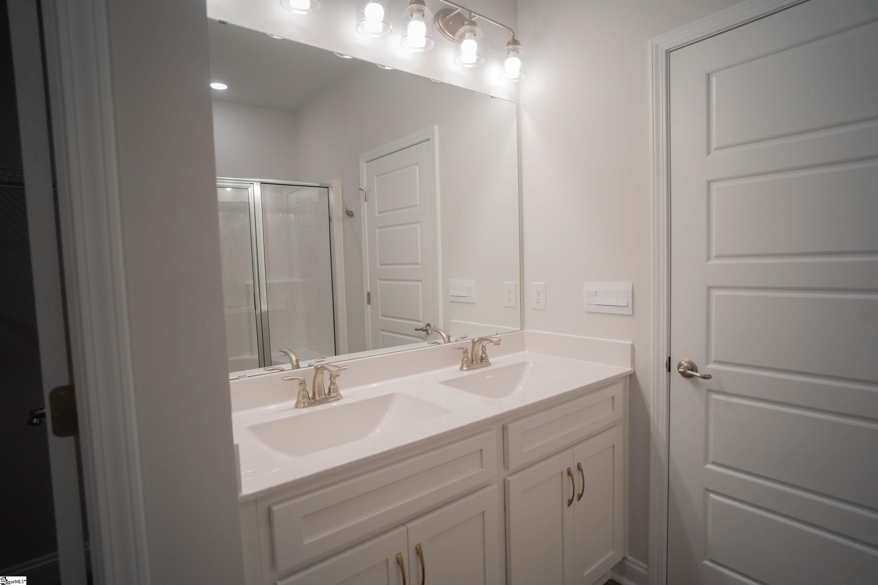 8 Red Holw Road Simpsonville, SC 29681 - Photo 19 of 27 Gallery Image 19