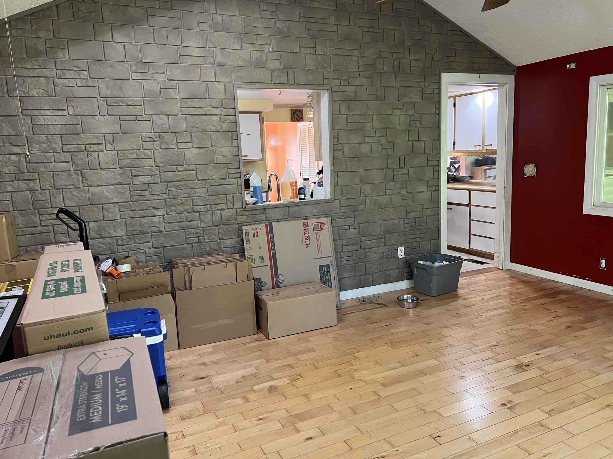 33 Raven Street Nashua, NH 03060 - Photo 17 of 18