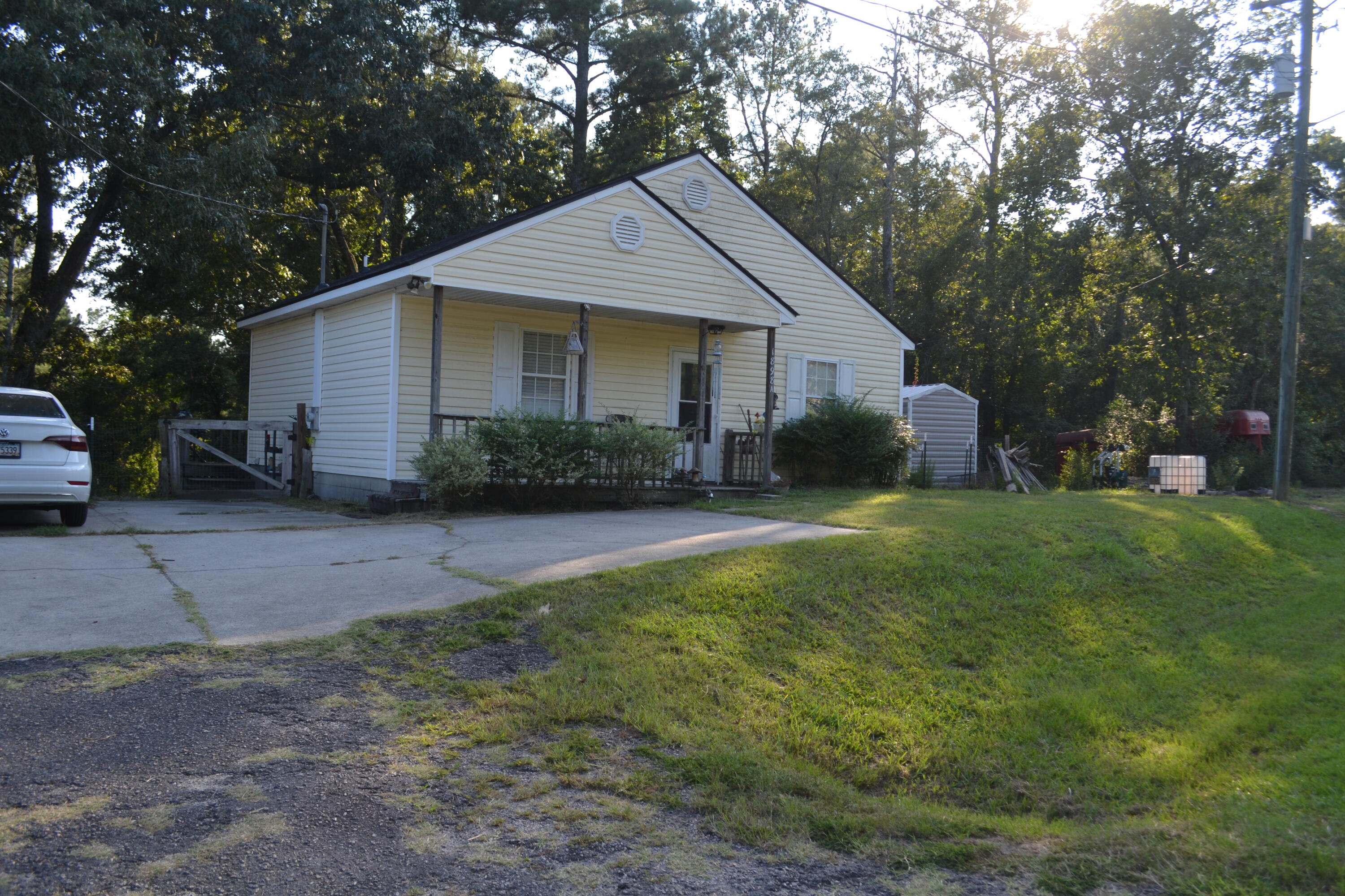1898 McDade Road Augusta, GA 30906 - Photo 29 of 44 DSC_0097