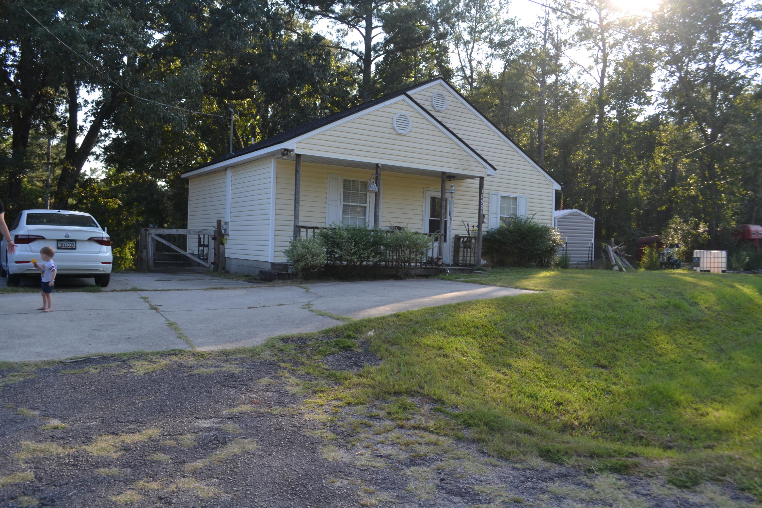1898 McDade Road Augusta, GA 30906 - Photo 30 of 44 DSC_0096