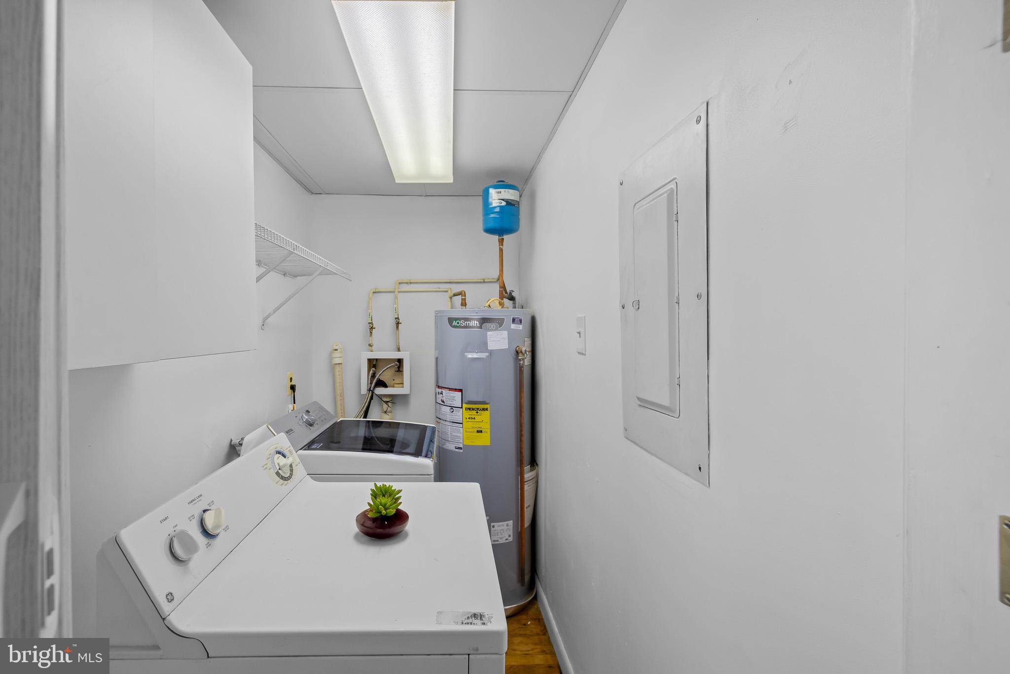 11 Hillside Road Greenbelt, MD 20770 - Photo 13 of 47 a view of bathroom and sink